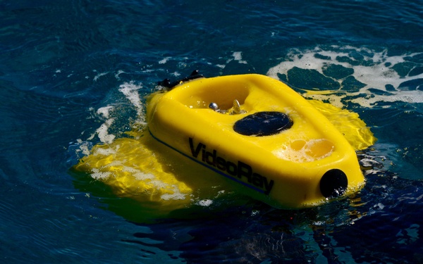 Coast Guard RDLP conducts ROV training off Oahu