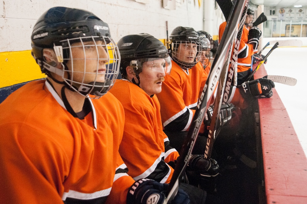 USS Lincoln Hockey Team plays game in Virginia Beach