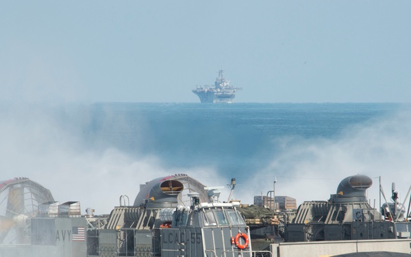 USS Oak Hill (LSD 51)