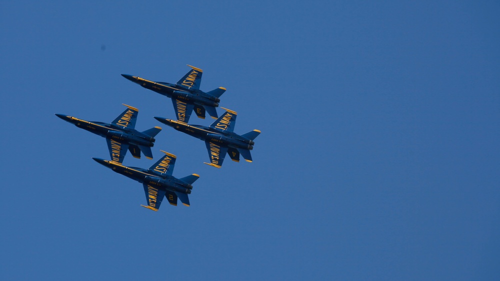 Pilots zoom over crowds during air show