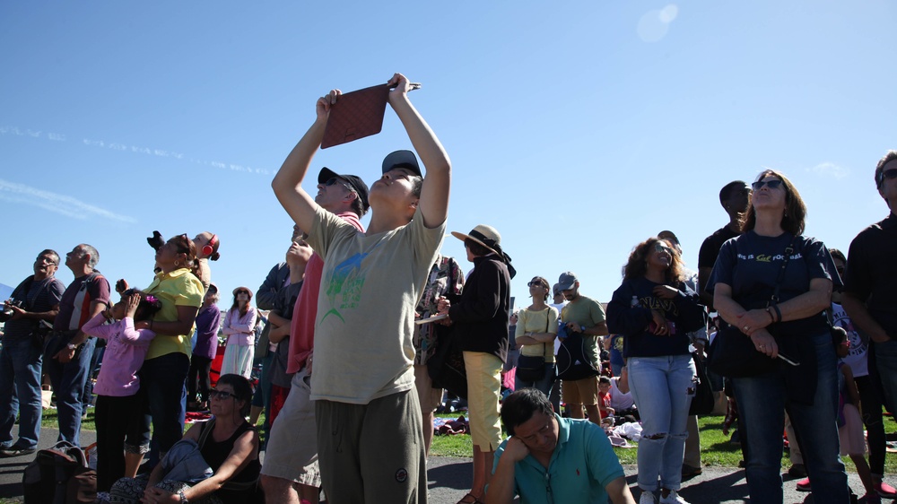 Pilots zoom over crowds during air show