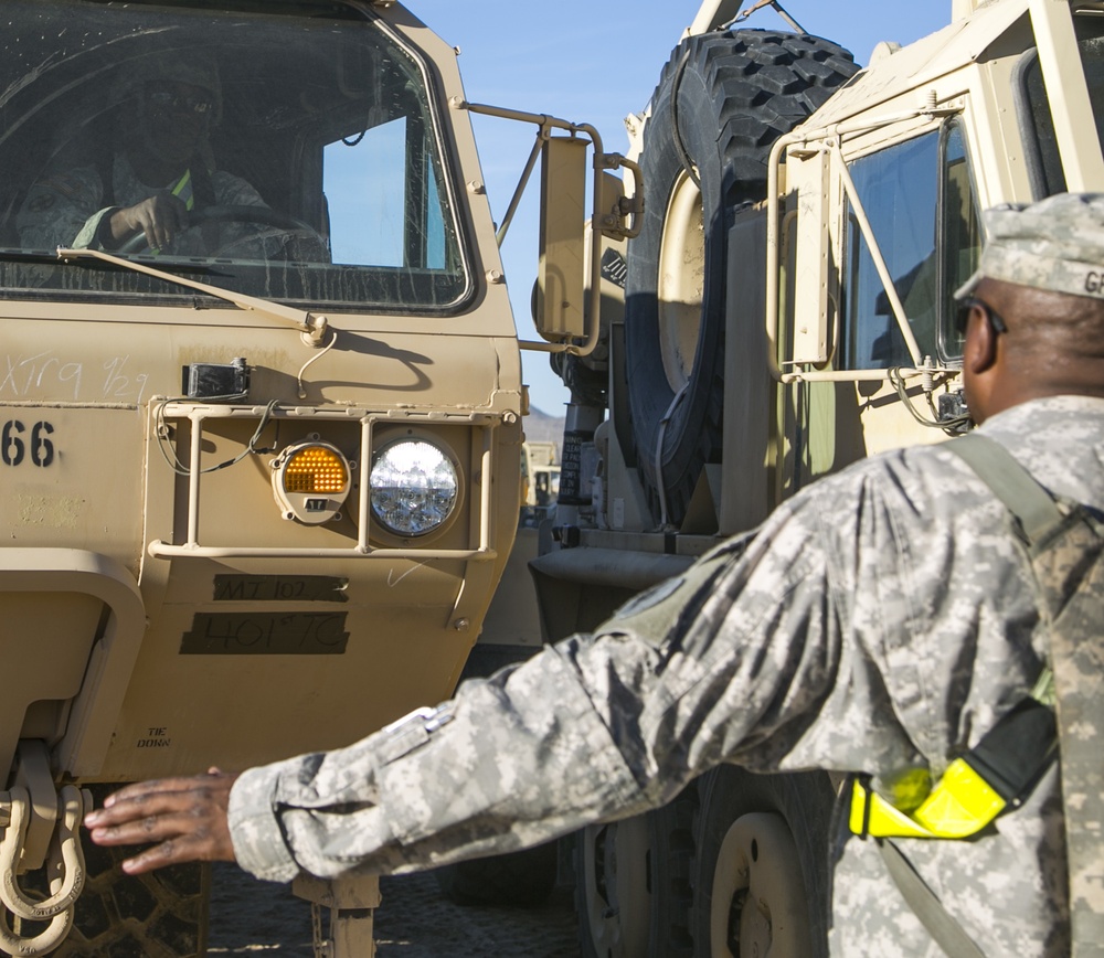 Soldiers pack up to fight the Donovians at Fort Irwin