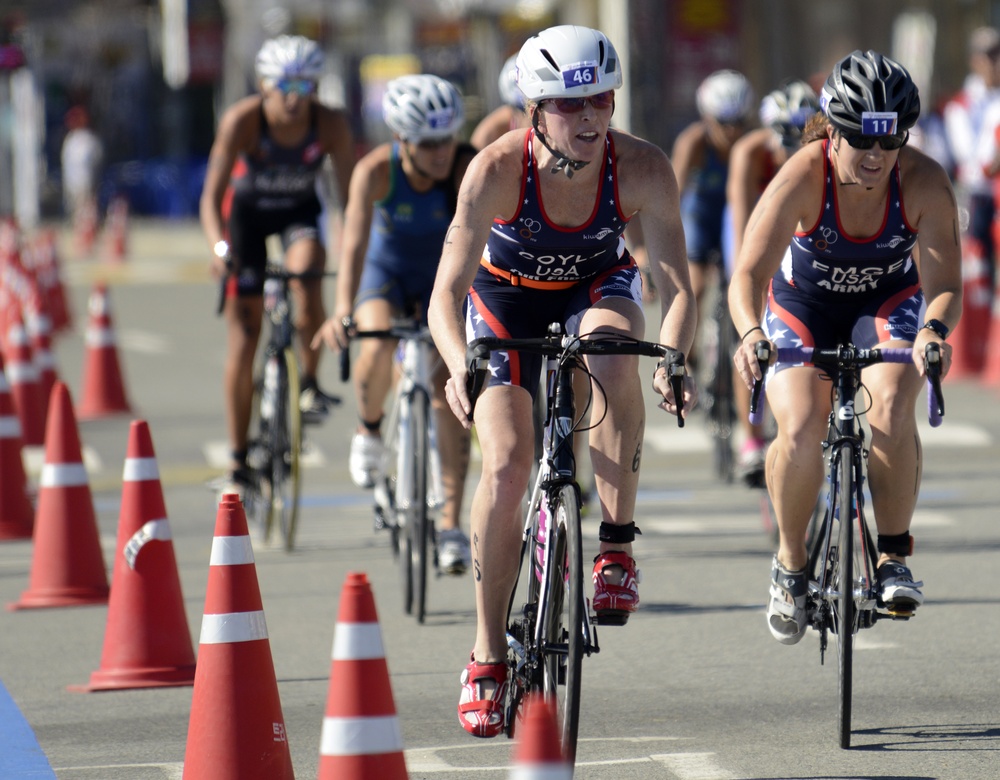 USA wins bronze in triathlon