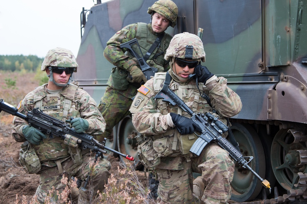 US Army, Lithuanian Land Forces partner for training