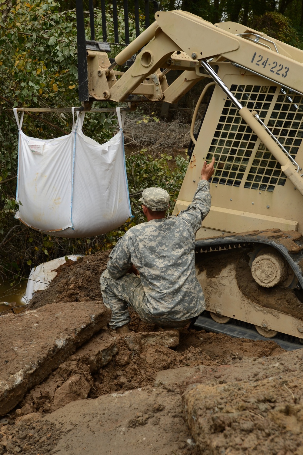 1782nd Engineer Company from Lancaster, SC, helps Columbia rebuild