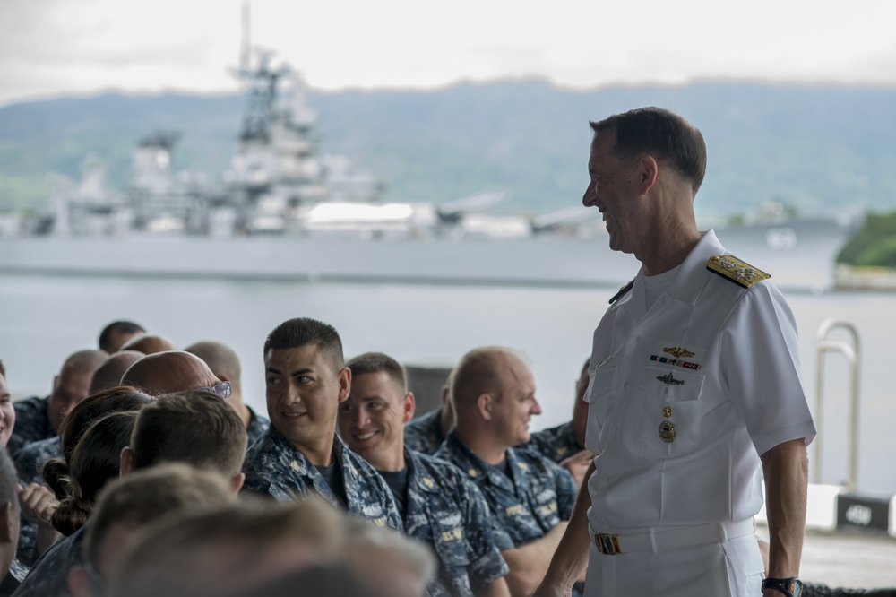 CNO's all-hands call in Hawaii