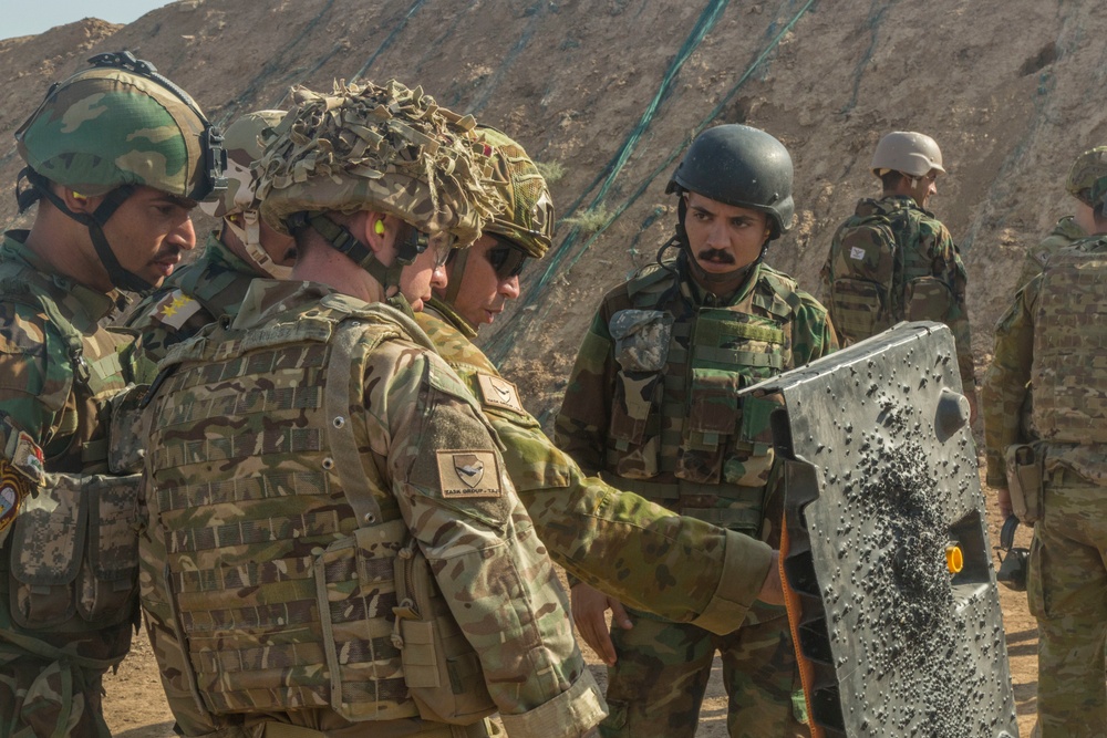 Task Group Taji conducts weapons training at Camp Taji