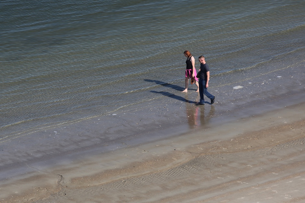 Service members explore barrier island for Military Fun Day