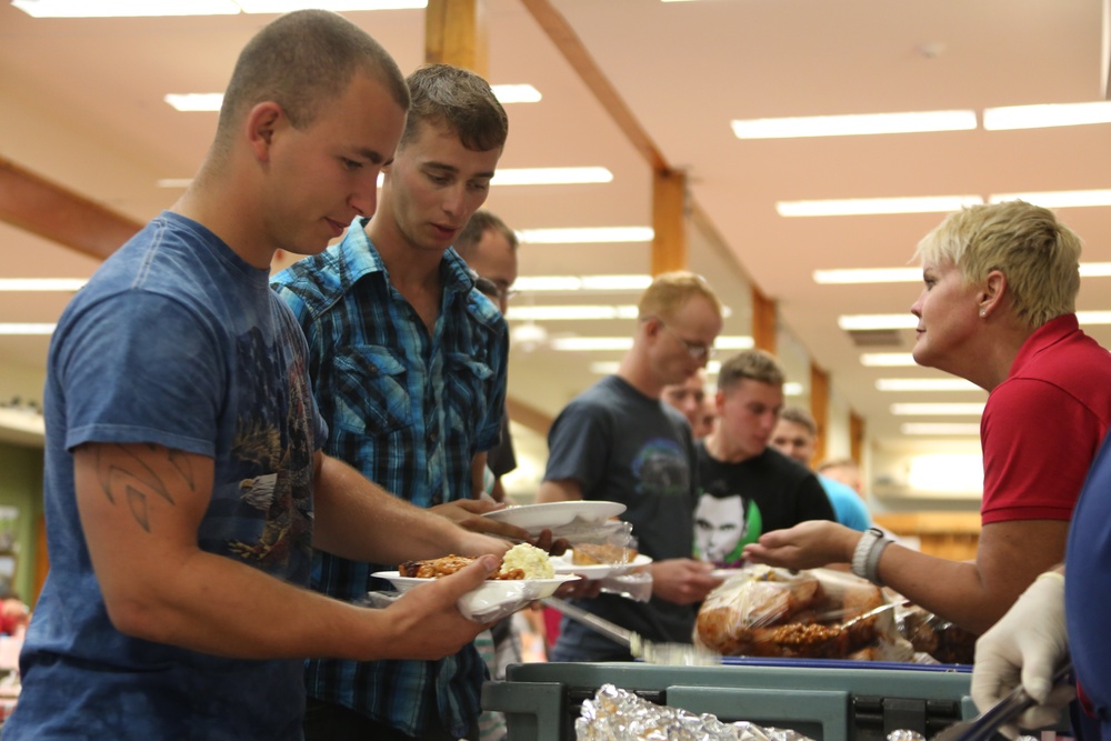 Service members explore barrier island for Military Fun Day