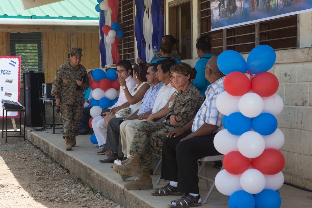 SPMAGTF-SC Marines help open school in Honduras
