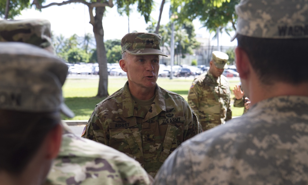 Sea Dragons honored by Maj. Gen. Ashley visit