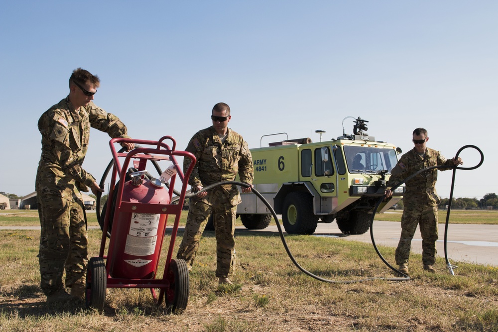 40th CAB Soldiers and firefighters train for emergency at Fort Hood