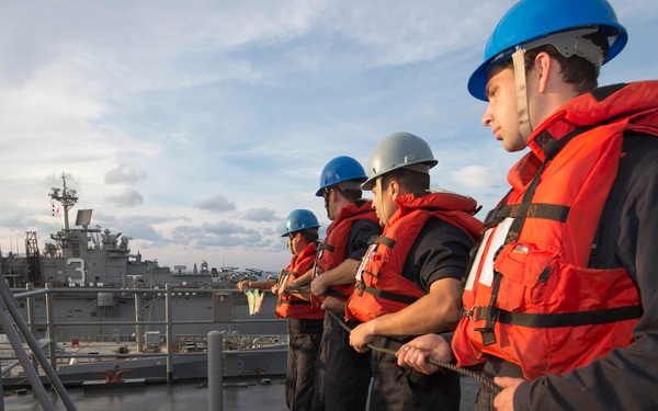 USS Oak Hill (LSD 51)