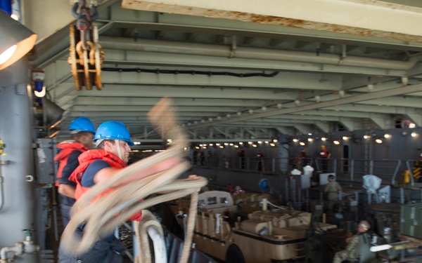 USS Oak Hill (LSD 51)