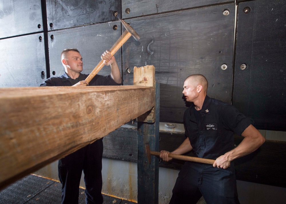 USS Oak Hill (LSD 51)