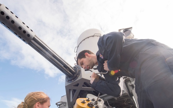 USS Oak Hill (LSD 51)