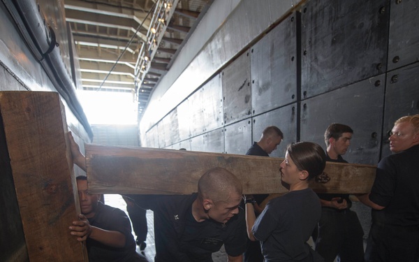 USS Oak Hill (LSD 51)