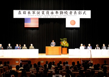 723 USFJ facilities employees receive Joint Length of Service Award