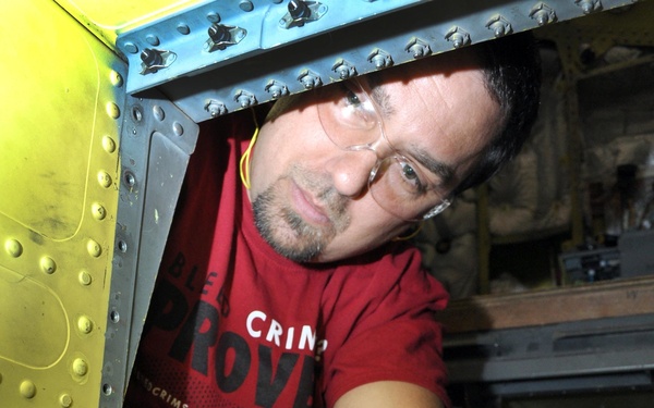 B-1 Integrated Battle Station Installation