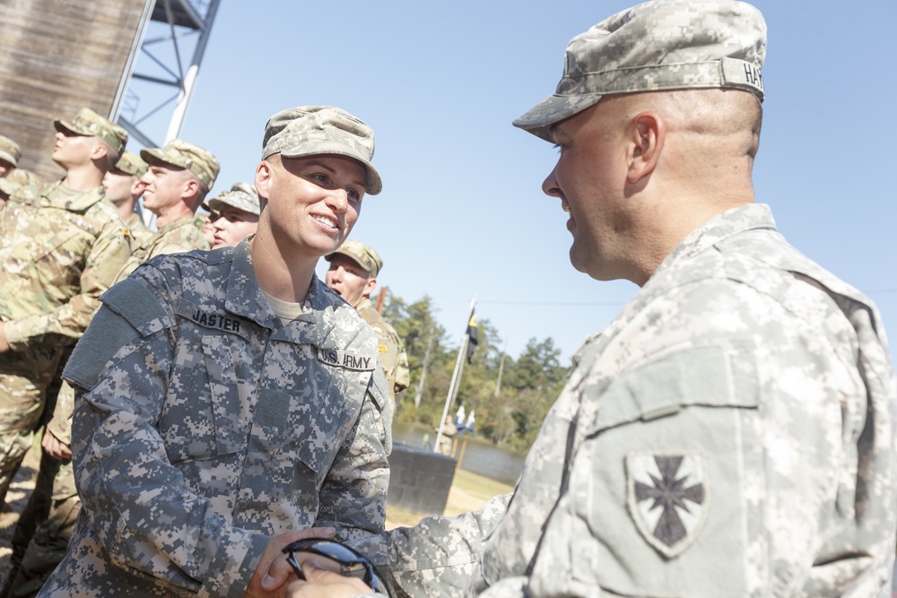 Maj. Lisa Jaster becomes first U.S. Army Reserve Female Ranger