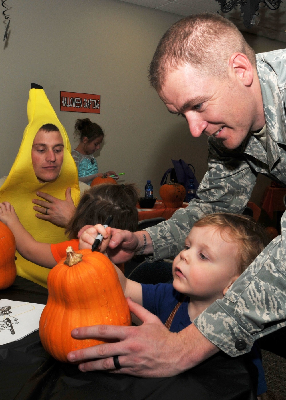 MTANG Family Program treats kids to Halloween party