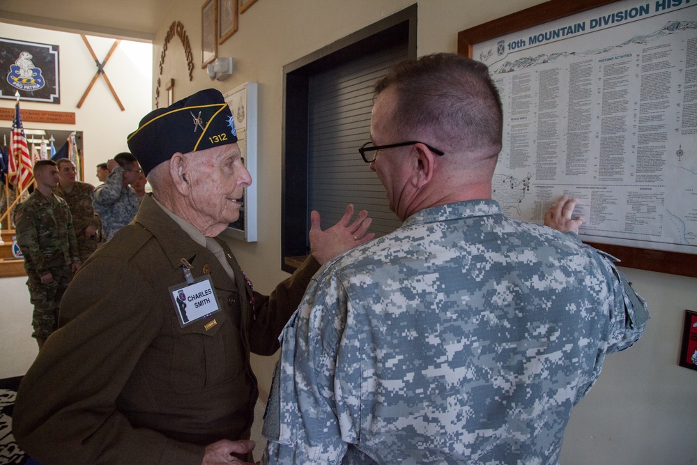 WWII veteran recounts service during Fort Drum visit