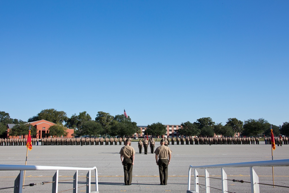 CMC Visits MCRD Parris Island and MCAS Beaufort