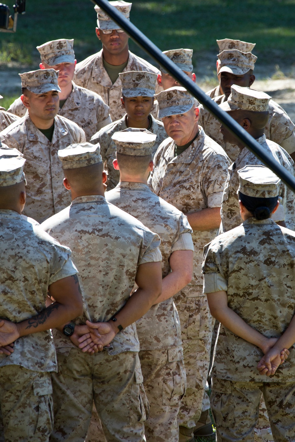 CMC Visits MCRD Parris Island and MCAS Beaufort