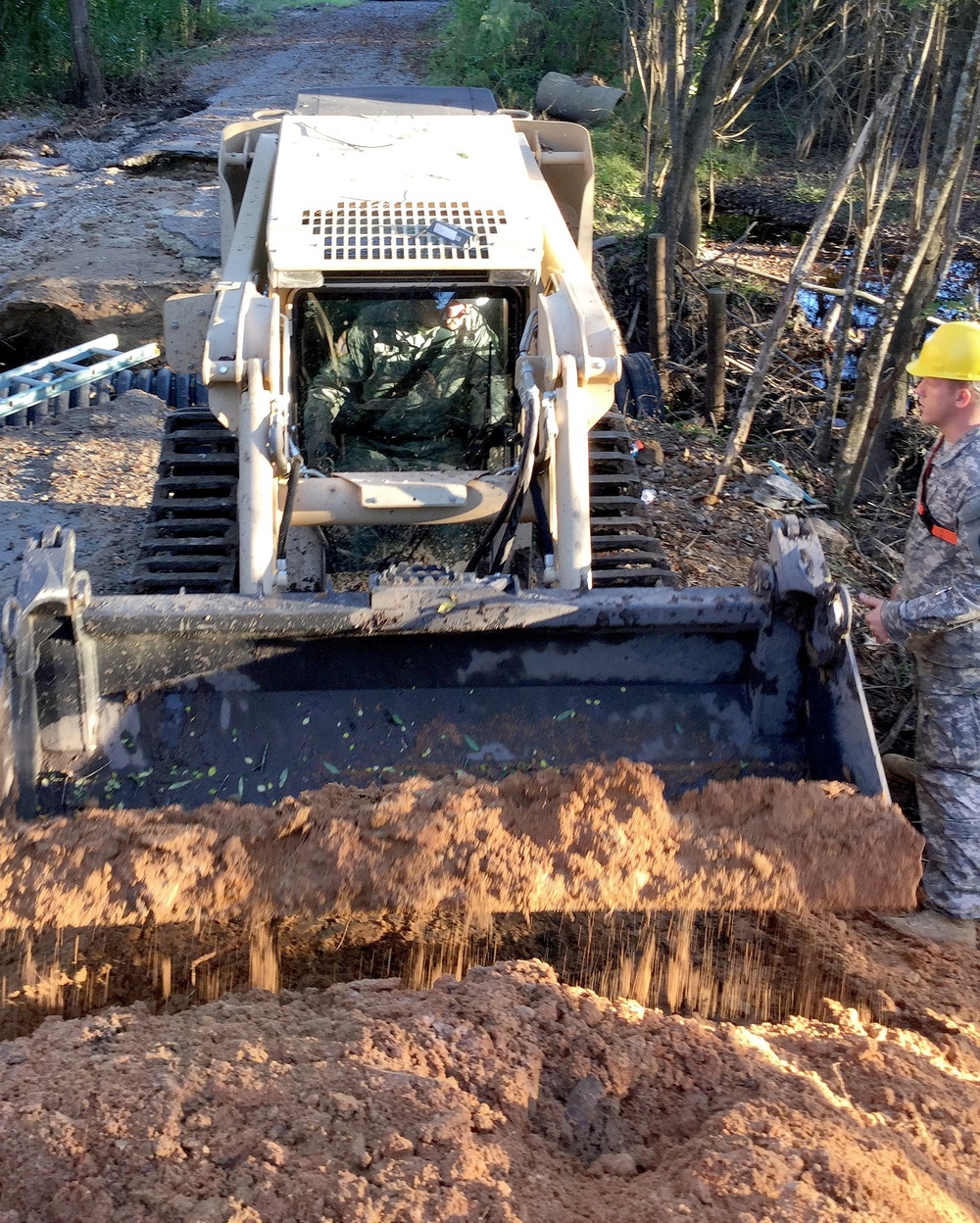 NC Guard’s 878th and 875th Engineer Company flood relief mission in Hemingway, SC