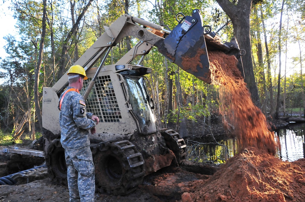NC Guard’s 878th and 875th Engineer Company flood relief mission in Hemingway, SC