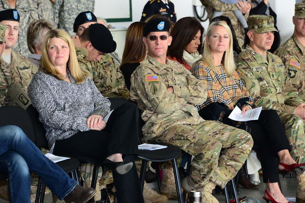 2nd Battalion, 159th Aviation Regiment reflagging ceremony