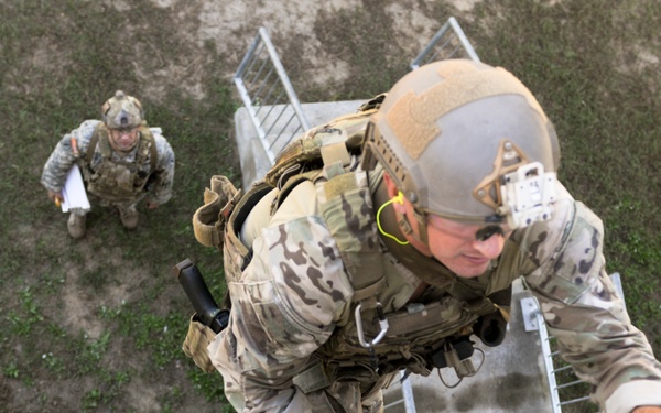 Competition tests SF Soldiers' athleticism, accuracy under stress
