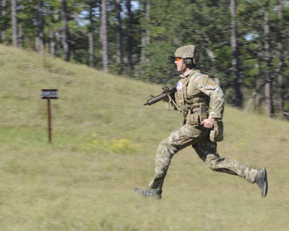 Competition tests SF Soldiers' athleticism, accuracy under stress