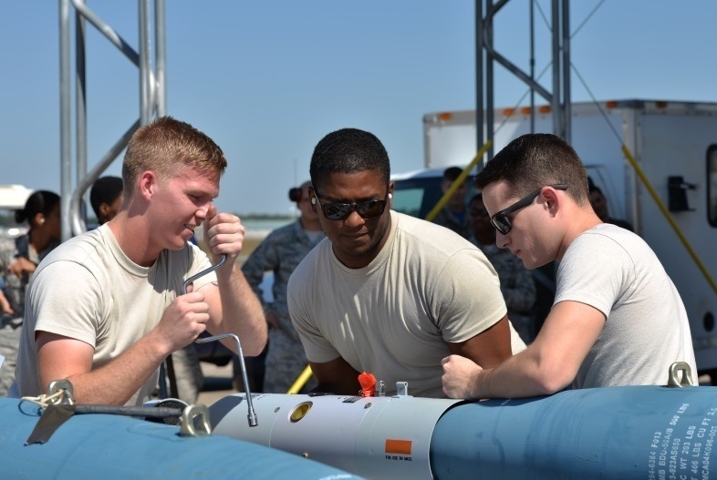 33rd Fighter Wing completes first flightline weapons load on F-35