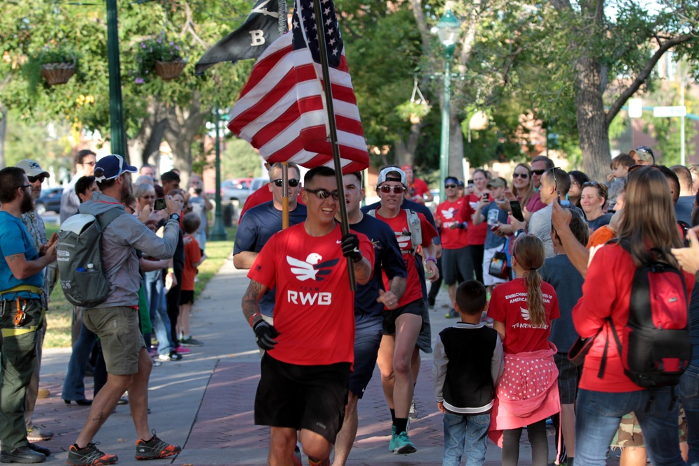 'Rock' Soldiers run Old Glory Relay