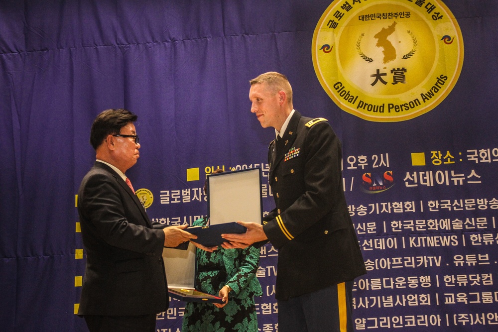 2nd CAB Soldier supports ROK community