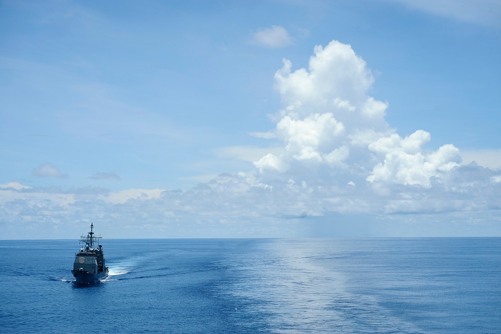 USS Normandy (CG 60) transits the Indian Ocean