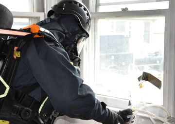 New York National Guard Civil Support Team hones skills at fire training center