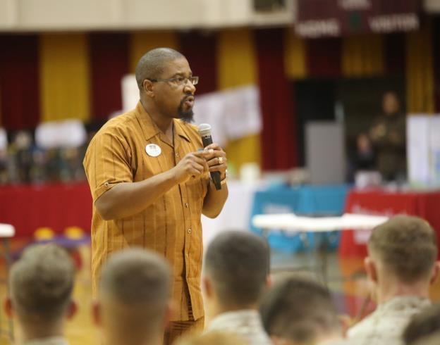 10th Marines raises awareness on domestic abuse