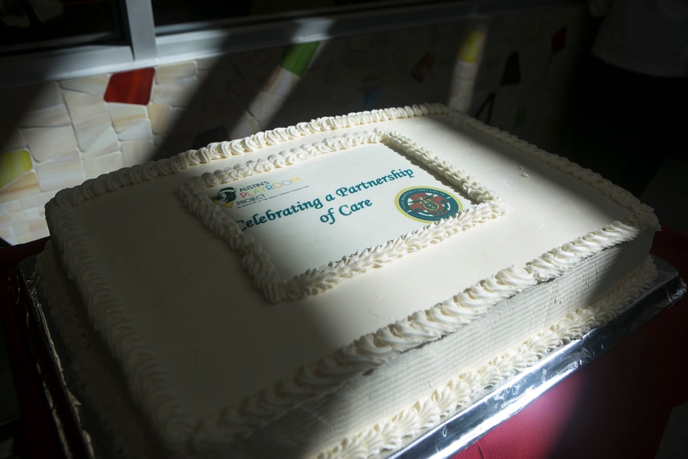 Mario Lemieux Foundation provides new addition to Naval Hospital Camp Lejeune