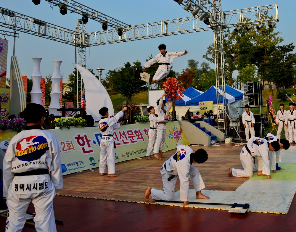 US/ROK celebrate 12th annual Korean American Friendship Festival