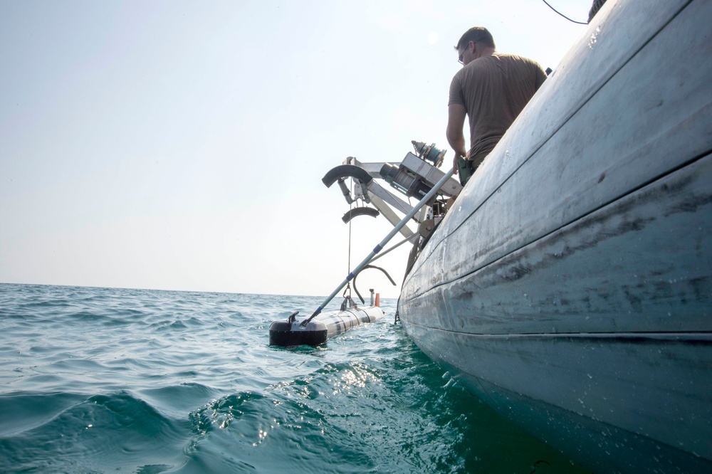 Unmanned underwater vehicles