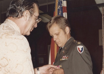 Vet used ‘flags and wings’ in ‘Nam