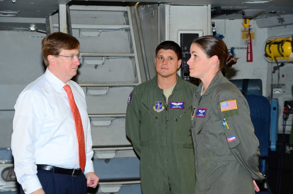 Lt. Gov. Tate Reeves visits 172nd Airlift Wing