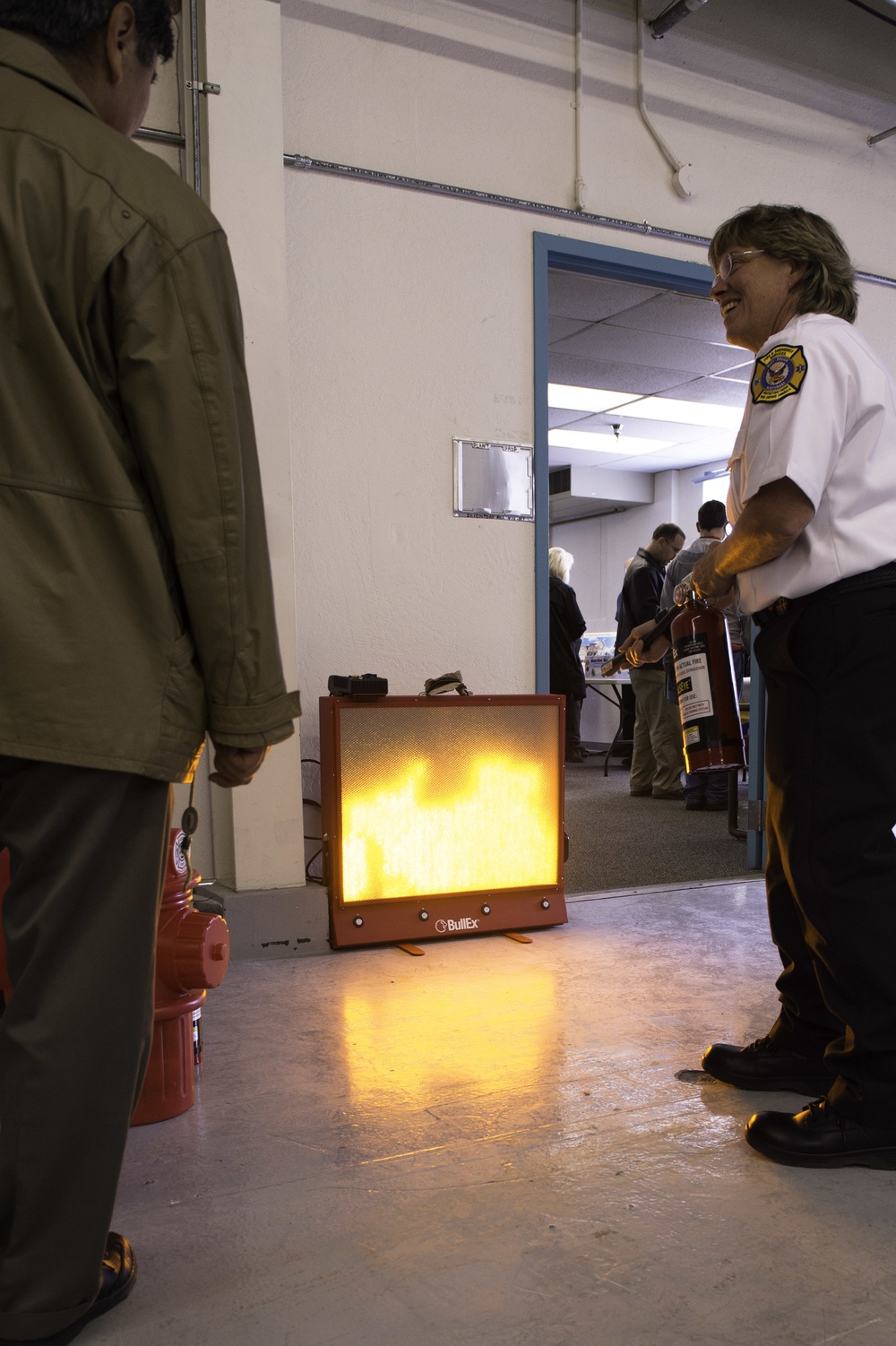 Naval Undersea Warfare Command-Keyport hosts Employee Energy Fair