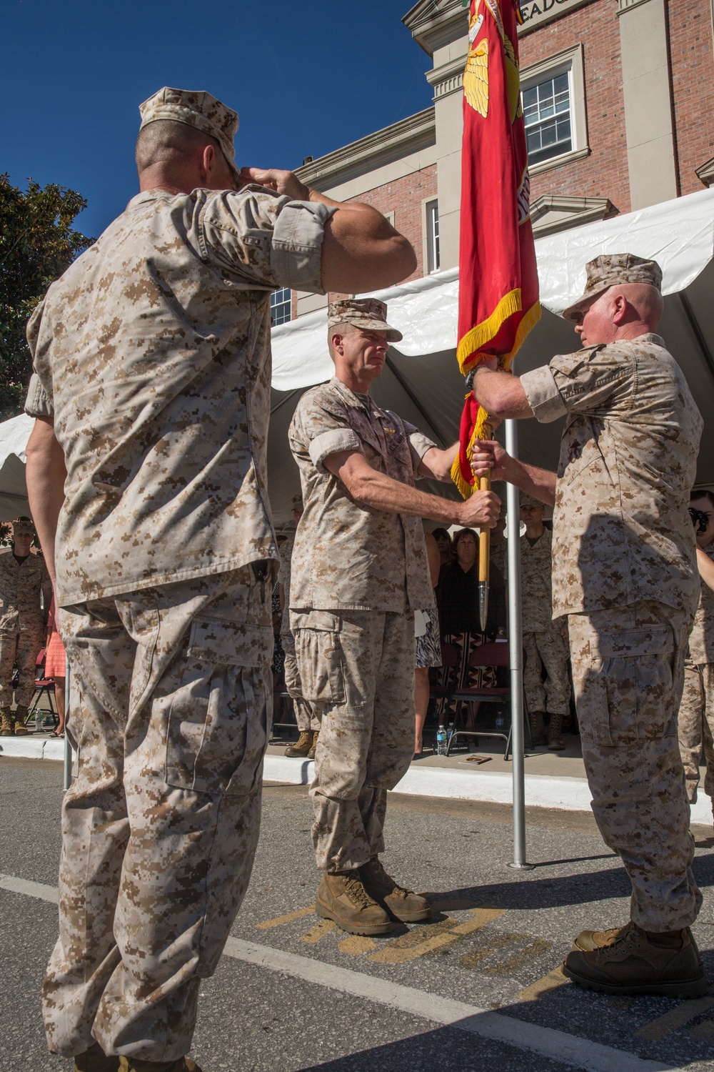 II MEF welcomes new commanding general