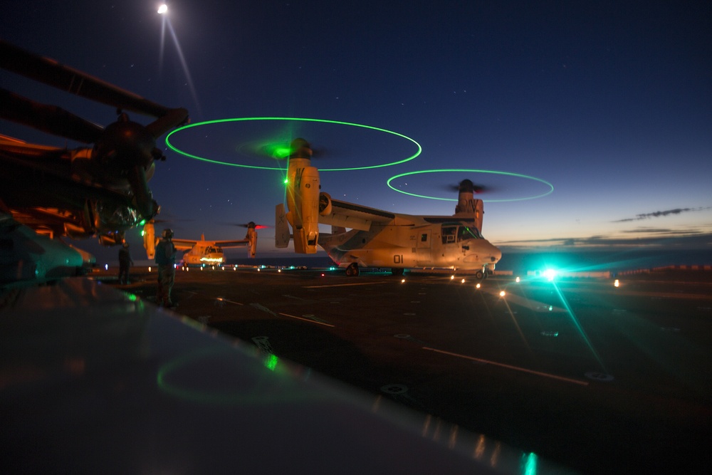 We own the night: SPMAGTF-CR-AF practice night landings on USS Kearsarge