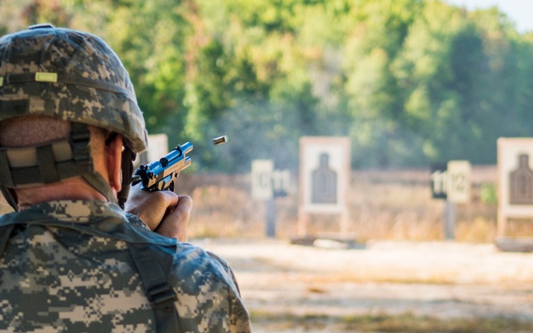 The Army Public Health Center conducts August 2015 qualifying range