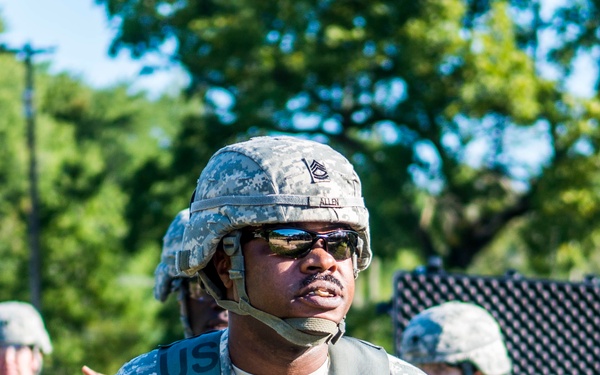 The Army Public Health Center conducts August 2015 qualifying range