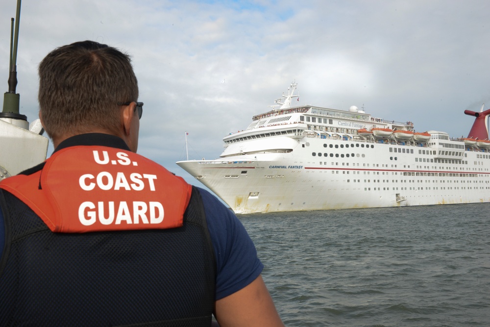 Coast Guard medically evacuates cruise ship passenger